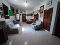 Schönes Landhaus mit 6 Schlafzimmern und 1 Bad in Yecla. in Real Estate Alicante
