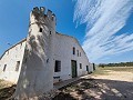 Schönes Landhaus mit 6 Schlafzimmern und 1 Bad in Yecla. in Real Estate Alicante