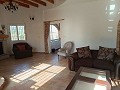 Prachtige villa met 3 slaapkamers en 2 badkamers in Fortuna. in Real Estate Alicante