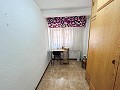 Acogedor Piso con Ascensor de 4 Habitaciones con Balcón en Elda in Real Estate Alicante