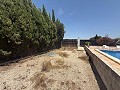 Prachtige villa met 4 slaapkamers en 1 badkamer in Villena. in Real Estate Alicante