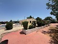 Prachtige villa met 4 slaapkamers en 1 badkamer in Villena. in Real Estate Alicante