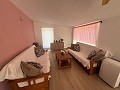 Prachtige villa met 4 slaapkamers en 1 badkamer in Villena. in Real Estate Alicante