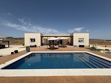 Stunning new build villas in Pinoso, Alicante