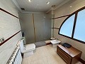 Belle villa de 4 chambres et 2 salles de bain dans l'un des quartiers les plus prestigieux d'Elda in Real Estate Alicante