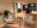 Belle villa de 4 chambres et 2 salles de bain dans l'un des quartiers les plus prestigieux d'Elda in Real Estate Alicante