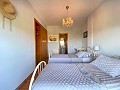 Wunderschöne Villa mit 5 Schlafzimmern und 4 Bädern in Encebras (Pinoso) mit wunderschöner Aussicht! in Real Estate Alicante