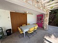 Exclusieve villa met 4 slaapkamers en 3 badkamers in Loma Bada Petrer. in Real Estate Alicante