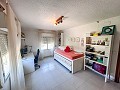 Grande maison de campagne avec piscine et annexe à Sax in Real Estate Alicante