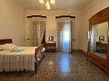 Stadswoning uit de 20e eeuw in Novelda in Real Estate Alicante