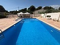 Prachtig landhuis met 5 slaapkamers en 3 badkamers (verdeeld in 2 woningen) in Castalla. in Real Estate Alicante