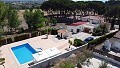 Prachtig landhuis met 5 slaapkamers en 3 badkamers (verdeeld in 2 woningen) in Castalla. in Real Estate Alicante