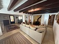 Prachtig landhuis met 5 slaapkamers en 3 badkamers (verdeeld in 2 woningen) in Castalla. in Real Estate Alicante