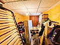 4 Bedroom semi-detached villa in Petrer with private pool in Real Estate Alicante