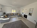 Prachtige villa met 3 slaapkamers en 3 badkamers in Pinoso (sleutelklaar). in Real Estate Alicante