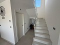 Prachtige villa met 3 slaapkamers en 3 badkamers in Pinoso (sleutelklaar). in Real Estate Alicante