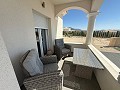 Prachtige villa met 3 slaapkamers en 3 badkamers in Pinoso (sleutelklaar). in Real Estate Alicante