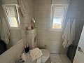 Prachtige villa met 3 slaapkamers en 3 badkamers in Pinoso (sleutelklaar). in Real Estate Alicante