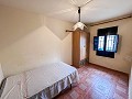 Acogedora Casa de Pueblo de 2 Habitaciones + Garaje en Cañada de la Leña in Real Estate Alicante