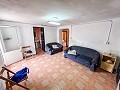 Acogedora Casa de Pueblo de 2 Habitaciones + Garaje en Cañada de la Leña in Real Estate Alicante