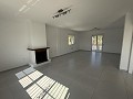 Prachtig gerenoveerde villa met 3 slaapkamers, 2 badkamers en zwembad in Fortuna. in Real Estate Alicante
