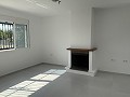 Prachtig gerenoveerde villa met 3 slaapkamers, 2 badkamers en zwembad in Fortuna. in Real Estate Alicante