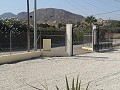 Prachtig gerenoveerde villa met 3 slaapkamers, 2 badkamers en zwembad in Fortuna. in Real Estate Alicante