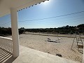 Prachtig gerenoveerde villa met 3 slaapkamers, 2 badkamers en zwembad in Fortuna. in Real Estate Alicante