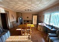 Fabelhafte 4-Bett-Villa mit eigenständigem Gästehaus in Sax in Real Estate Alicante