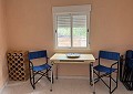 Fabelhafte 4-Bett-Villa mit eigenständigem Gästehaus in Sax in Real Estate Alicante