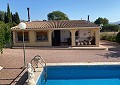 Fabelhafte 4-Bett-Villa mit eigenständigem Gästehaus in Sax in Real Estate Alicante