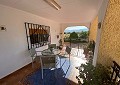 Fabelhafte 4-Bett-Villa mit eigenständigem Gästehaus in Sax in Real Estate Alicante