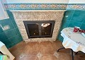Fabelhafte 4-Bett-Villa mit eigenständigem Gästehaus in Sax in Real Estate Alicante