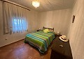 Fabelhafte 4-Bett-Villa mit eigenständigem Gästehaus in Sax in Real Estate Alicante