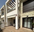 Superbe bungalow au rez-de-chaussée avec piscine commune in Real Estate Alicante