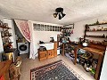 Spirituele retraite in Sax met eindeloze mogelijkheden in Real Estate Alicante