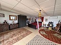 Spirituele retraite in Sax met eindeloze mogelijkheden in Real Estate Alicante