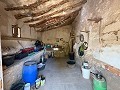 Spacious house with garage and plot: a house with great potential in Real Estate Alicante