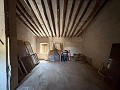 Spacious house with garage and plot: a house with great potential in Real Estate Alicante