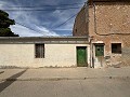Spacious house with garage and plot: a house with great potential in Real Estate Alicante