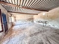 Große Gelegenheit in El Xinorlet: Haus zur Renovierung mit Höhle und Grundstück in Real Estate Alicante