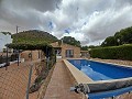 Belle maison de campagne de 3 chambres et 1 salle de bain à Yecla. in Real Estate Alicante