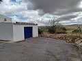 Belle maison de campagne de 3 chambres et 1 salle de bain à Yecla. in Real Estate Alicante