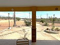 Villa mit 4 Schlafzimmern und 2 Bädern, großes Grundstück mit Platz für Pool, Stallungen oder Geschäft in Real Estate Alicante