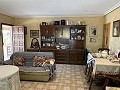 Villa mit 4 Schlafzimmern und 2 Bädern, großes Grundstück mit Platz für Pool, Stallungen oder Geschäft in Real Estate Alicante
