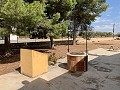 Villa mit 4 Schlafzimmern und 2 Bädern, großes Grundstück mit Platz für Pool, Stallungen oder Geschäft in Real Estate Alicante