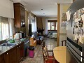Villa mit 4 Schlafzimmern und 2 Bädern, großes Grundstück mit Platz für Pool, Stallungen oder Geschäft in Real Estate Alicante