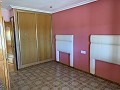 Villa mit 4 Schlafzimmern und 2 Bädern, großes Grundstück mit Platz für Pool, Stallungen oder Geschäft in Real Estate Alicante