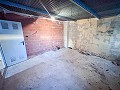 Villa with Pool and Half Cave with Barbecue and Garage in La Alcoraya in Real Estate Alicante