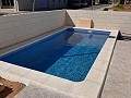 Prachtige stedelijke nieuwbouwwoningen in La Romana met privézwembad en tuin in Real Estate Alicante